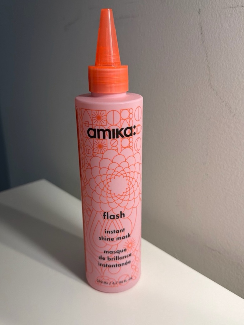 amika Flash Instant Shine Hair Mask Bottle
